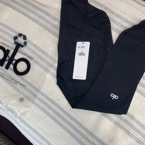 ALO Yoga Black High-Waist Leggings | Size Medium | New With Tags
